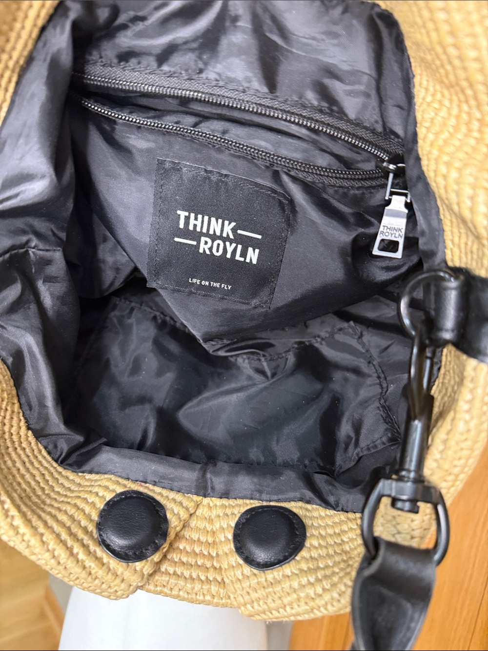 THINK ROYLN Beige Woven Shoulder Bag with Black Handle - Picture 5 of 6